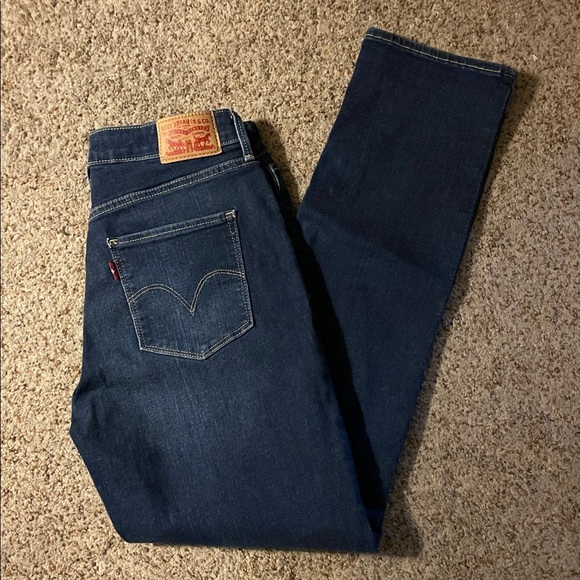 Levi’s mid rise skinny size 8 inseam 28 like new inseam 29” - Picture 5 of 5